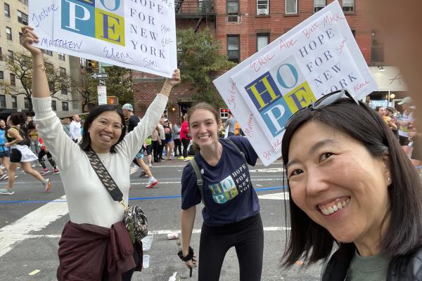 NYC Marathon 2022 cheer team