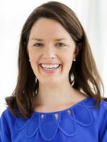 Esther Larson headshot